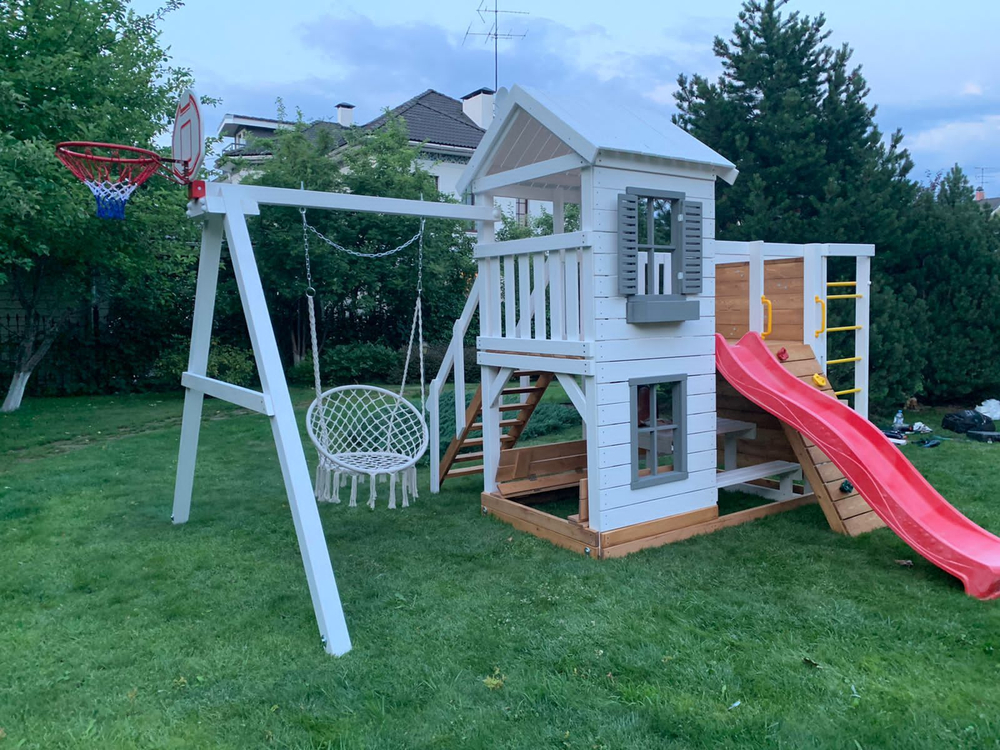 Детская площадка домик "Монако" с верандой + спортивная секция