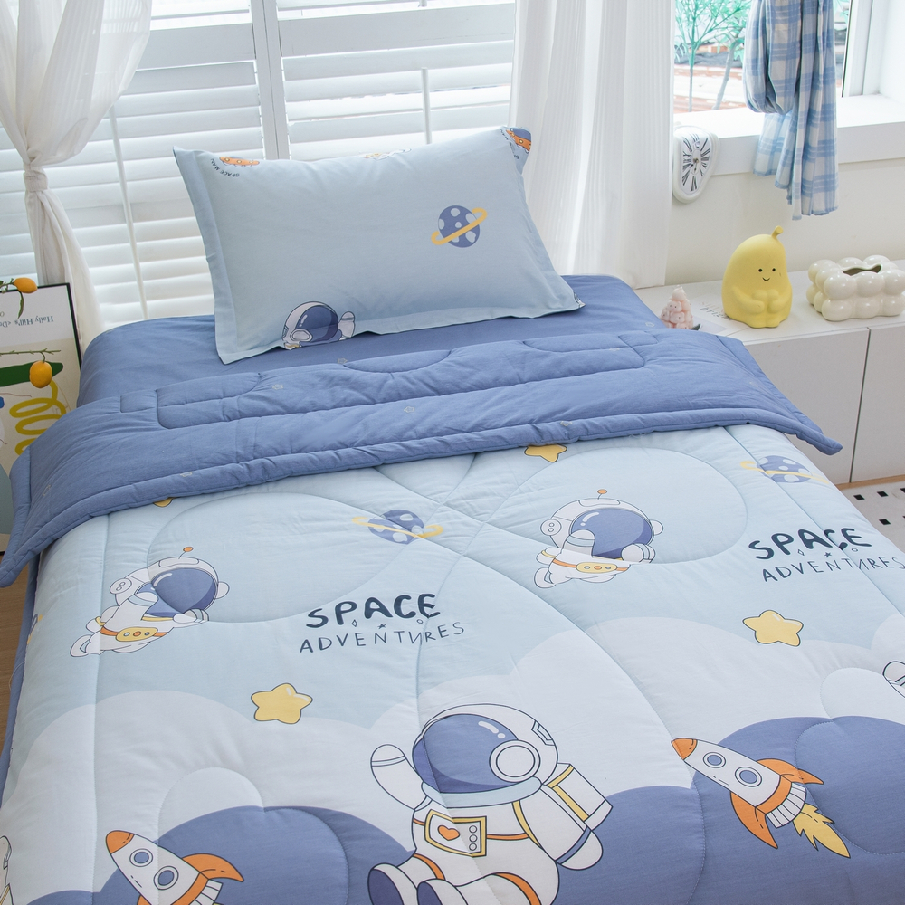 Комплект постельного белья Сатин с Одеялом Young 100% хлопок на резинке OBKR030