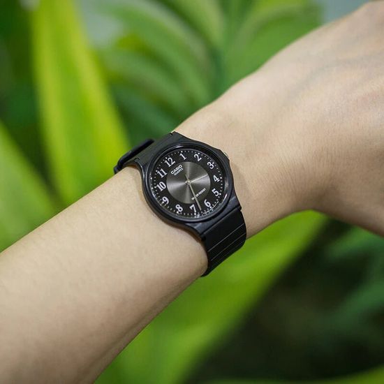 Наручные часы Casio MQ-24-1B3LLEG