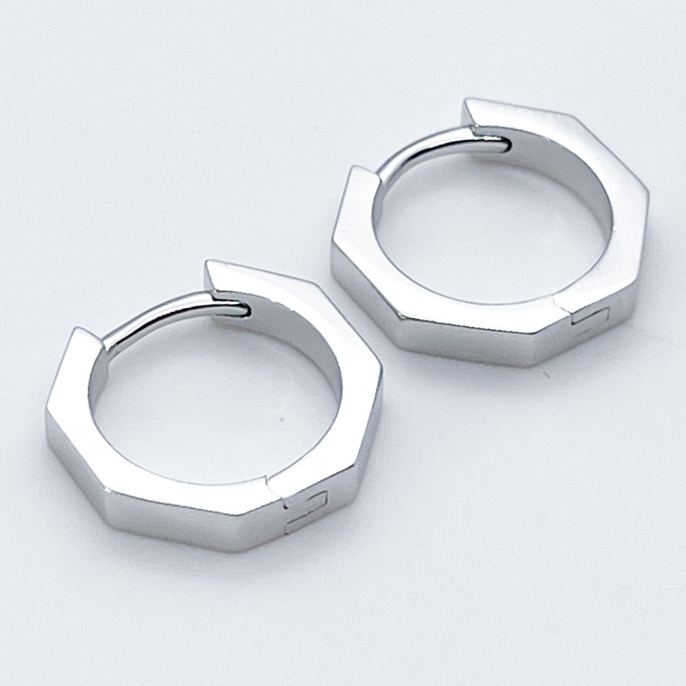 Ювелирные швензы Конго с родиевым покрытием, размер 17 мм, цена за пару