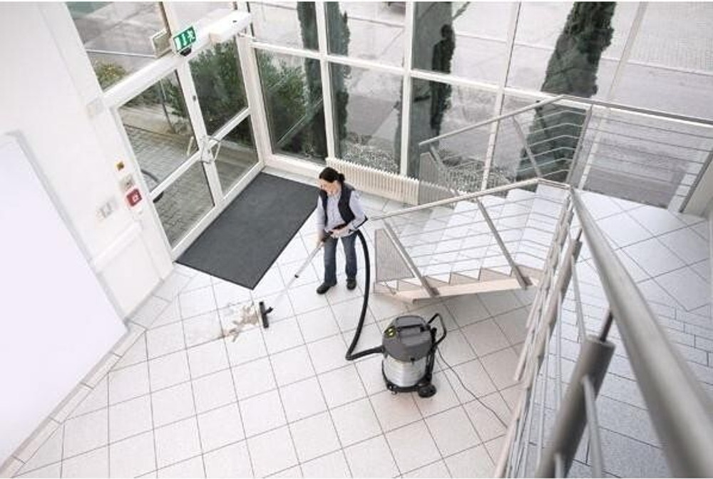 Пылесос сетевой KARCHER NT 90/2 Me Classic Edition 1.667-700.0