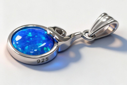 Ювелирная подвеска из серебра 925 пробы,вставка опал