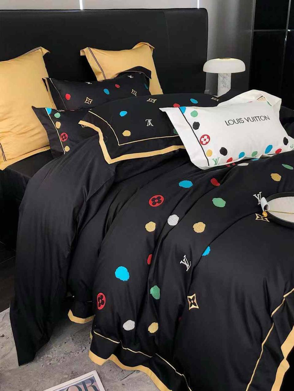 Комплект постельного белья Louis Vuitton