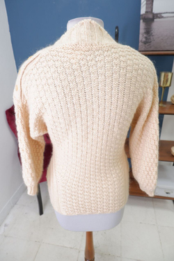 Свитер с шерстью 42 размер