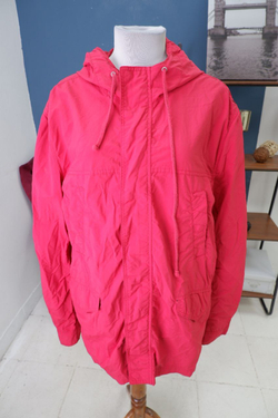 Куртка O'stin  легкая 52 размер