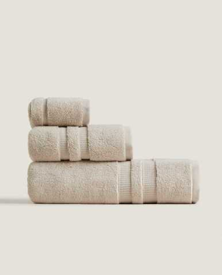 ZARA HOME ПОЛОТЕНЦЕ ИЗ МЯГКОГО ХЛОПКА С ДВОЙНОЙ КАЙМОЙ, ПЕСОЧНЫЙ