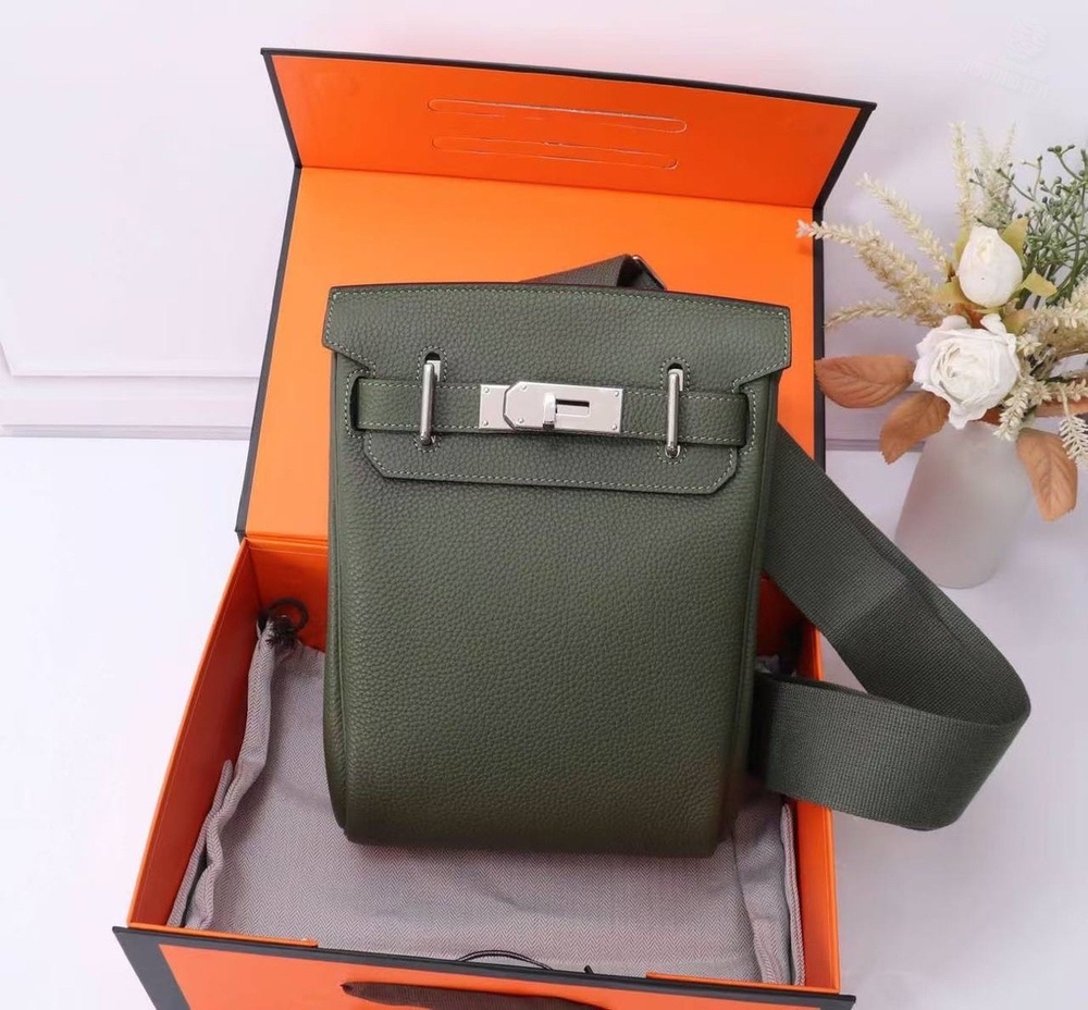 Нагрудная сумка-слинг Hermes