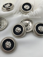 Пуговицы серебристые с розой и черной серединкой