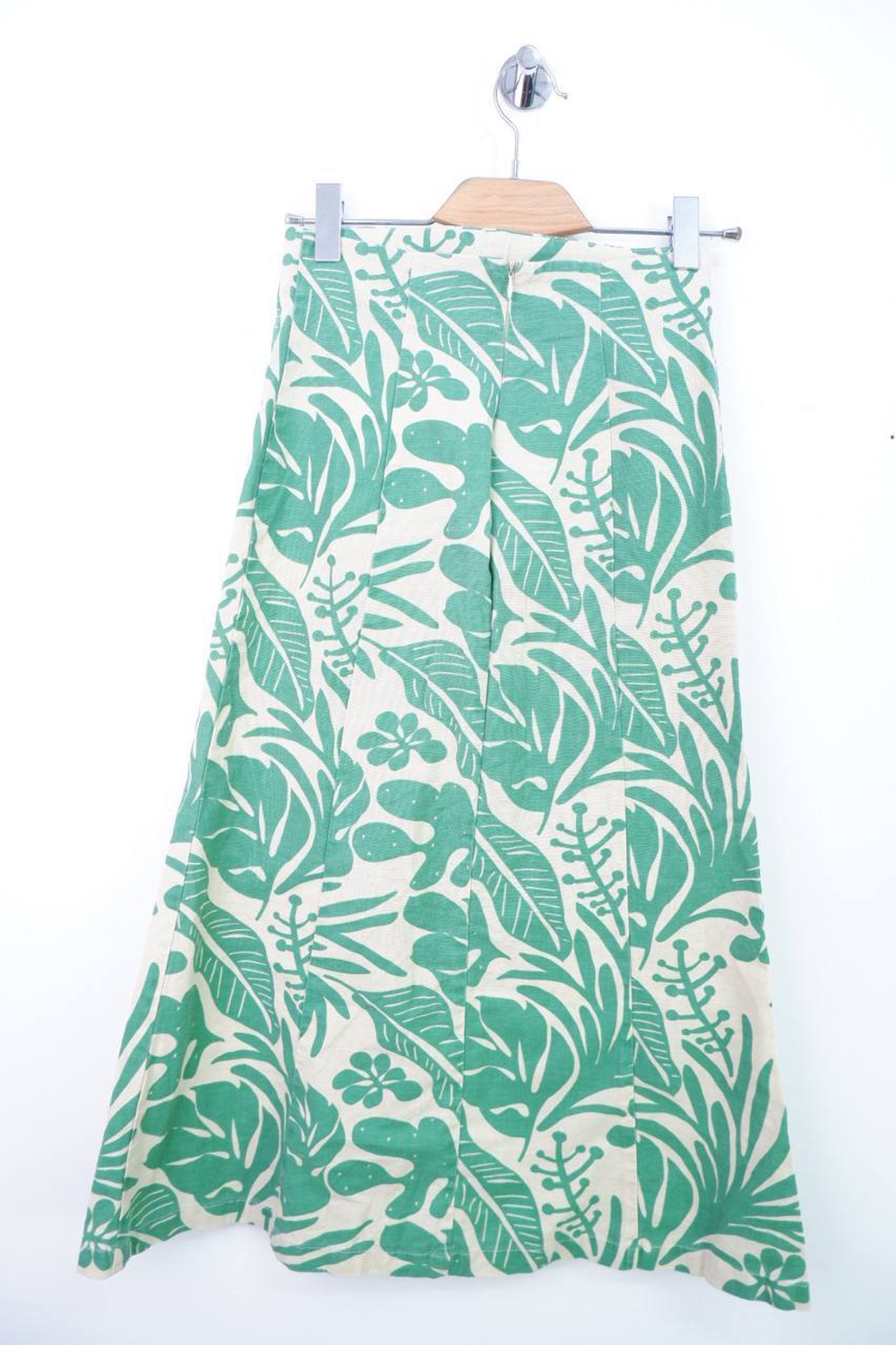 Юбка Love Republic для легкого образа, визуально на 44 размер