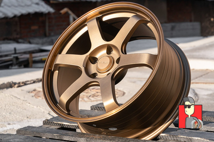 Комплект дисков Rays TE37 18x8 et35 5x114.3