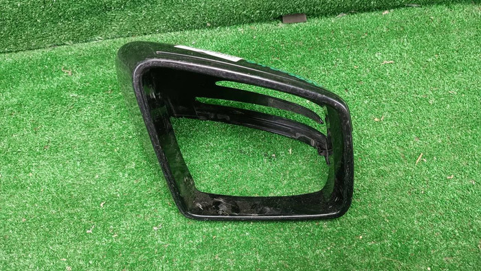 Крышка зеркала правая Mercedes ML GLE GL GLS W166 X166 (2011-2018)