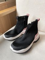 Кроссовки Zara