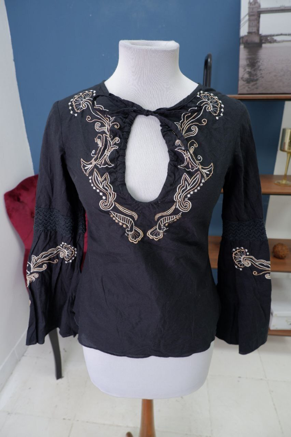 Блузка нарядная 46 размер
