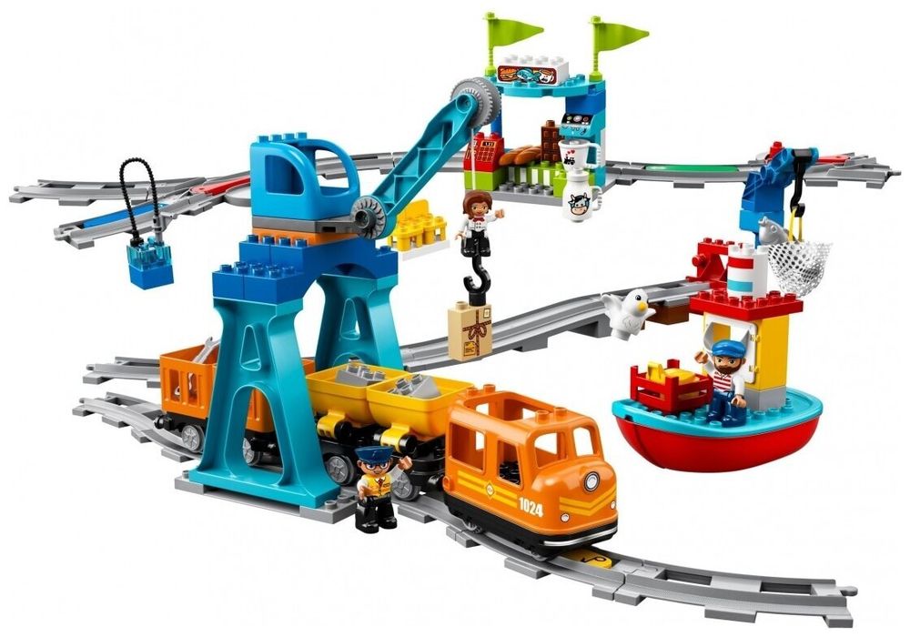 Конструктор LEGO DUPLO Town 10875 Грузовой поезд