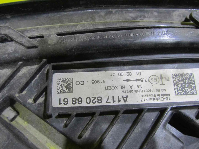 Битая Фара правая Mercedes CLA C117 (2016-2019) LED