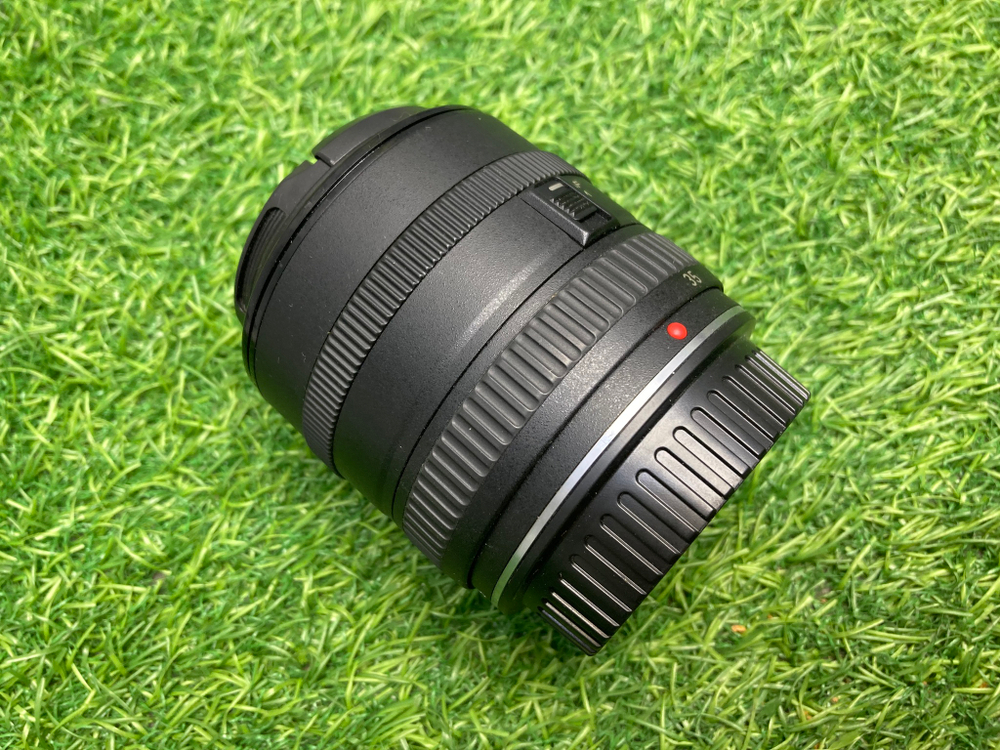 Canon EF 35-70mm 3.5-4.5