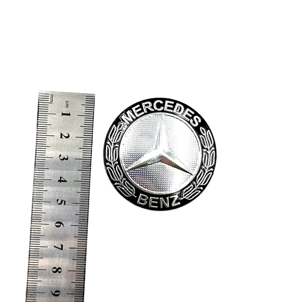 Наклейка Mercedes круглая объемная (эмблема Мерседес, 5х5см). Серебристая с черным