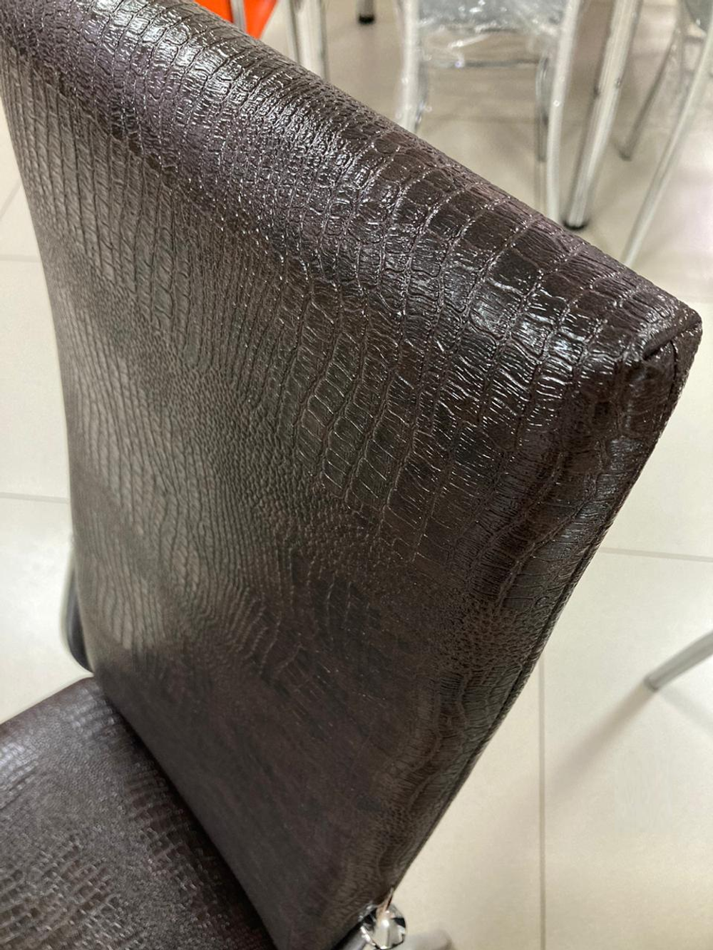 Стул Оскар каркас квадрат хром Основание экокожа шоколад крокодил