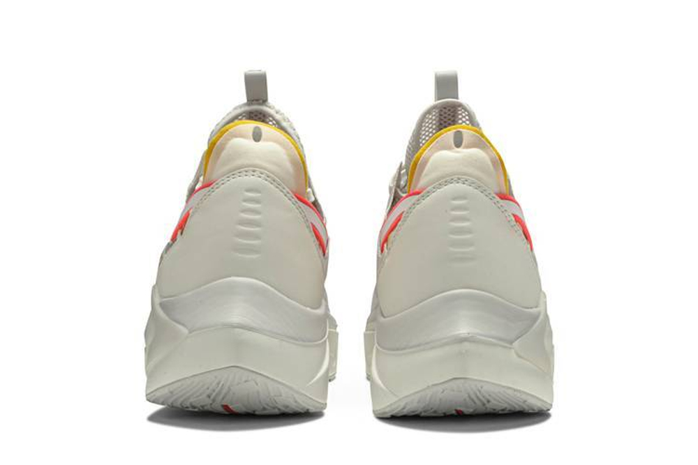 Кроссовки Nike Dmsx Phantom