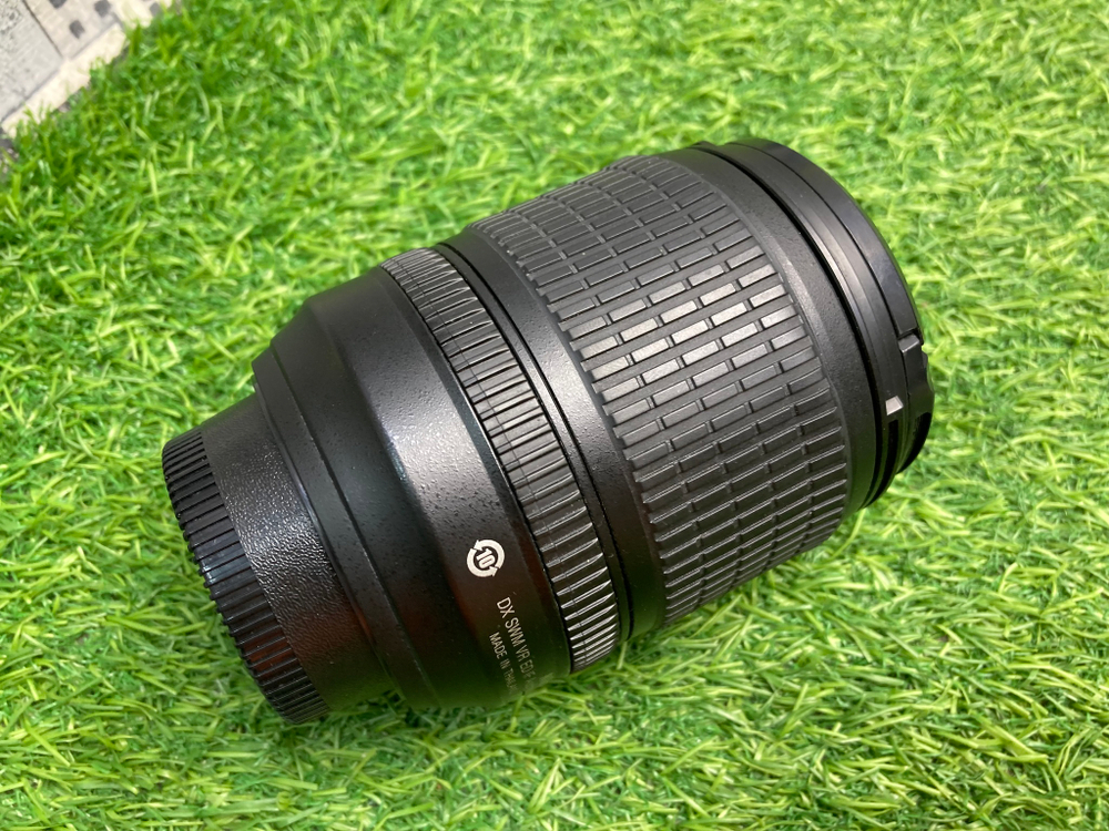 Nikon 18-105mm 3.5-5.6G AF-S ED DX VR Nikkor