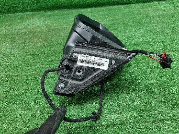 Зеркало левое Skoda Karoq (2017-н.в.) 9 контактов