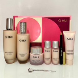 Набор уходовый с керамидами O HUI MIRACLE MOISTURE 3p Special Set.