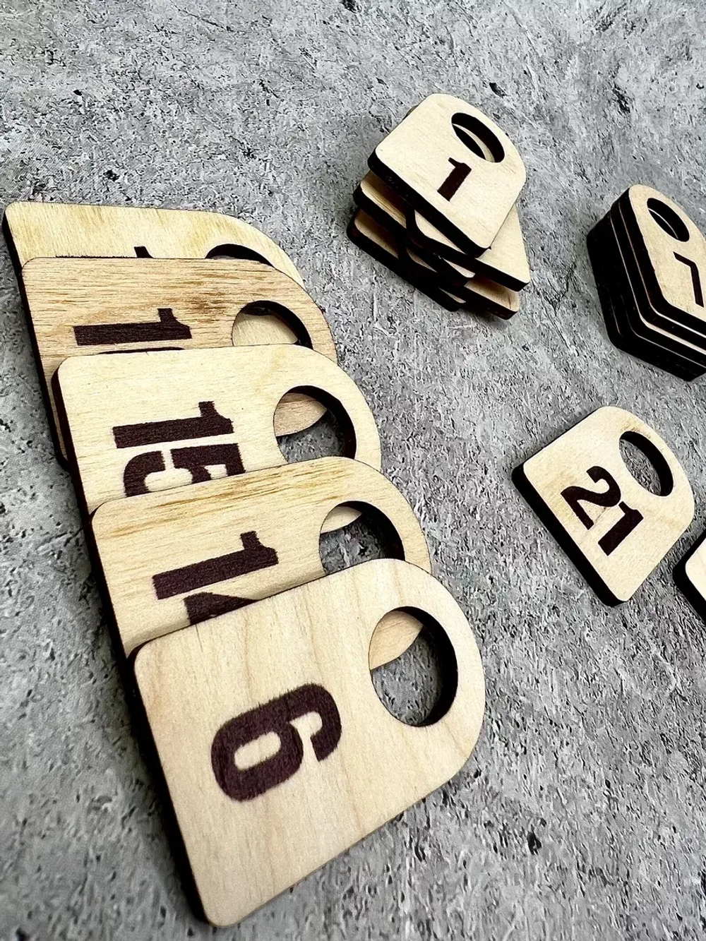 Номерки гардеробные дерево