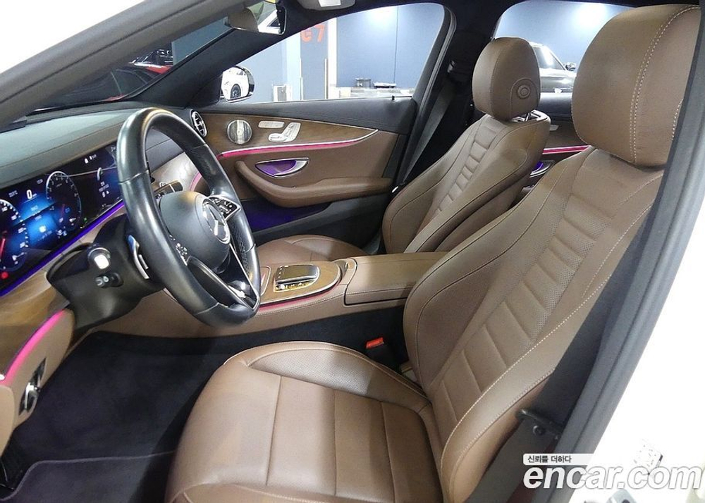 Mercedes-Benz E-Class W213 E300e 4MATIC Exclusive (02.2021)