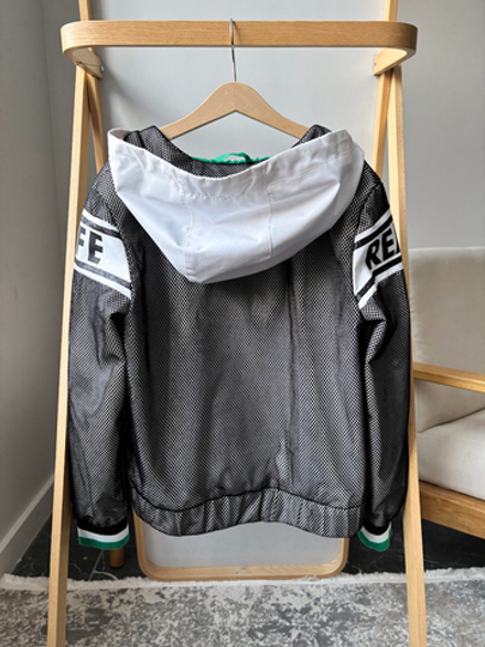 Новая куртка Gulliver, 146