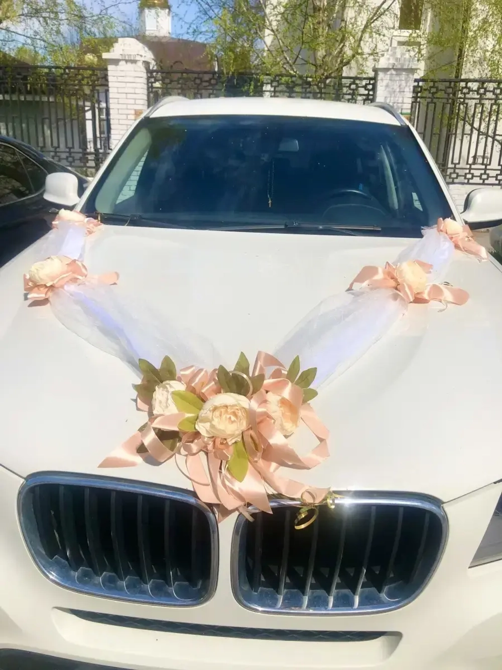 лента на автомобиль