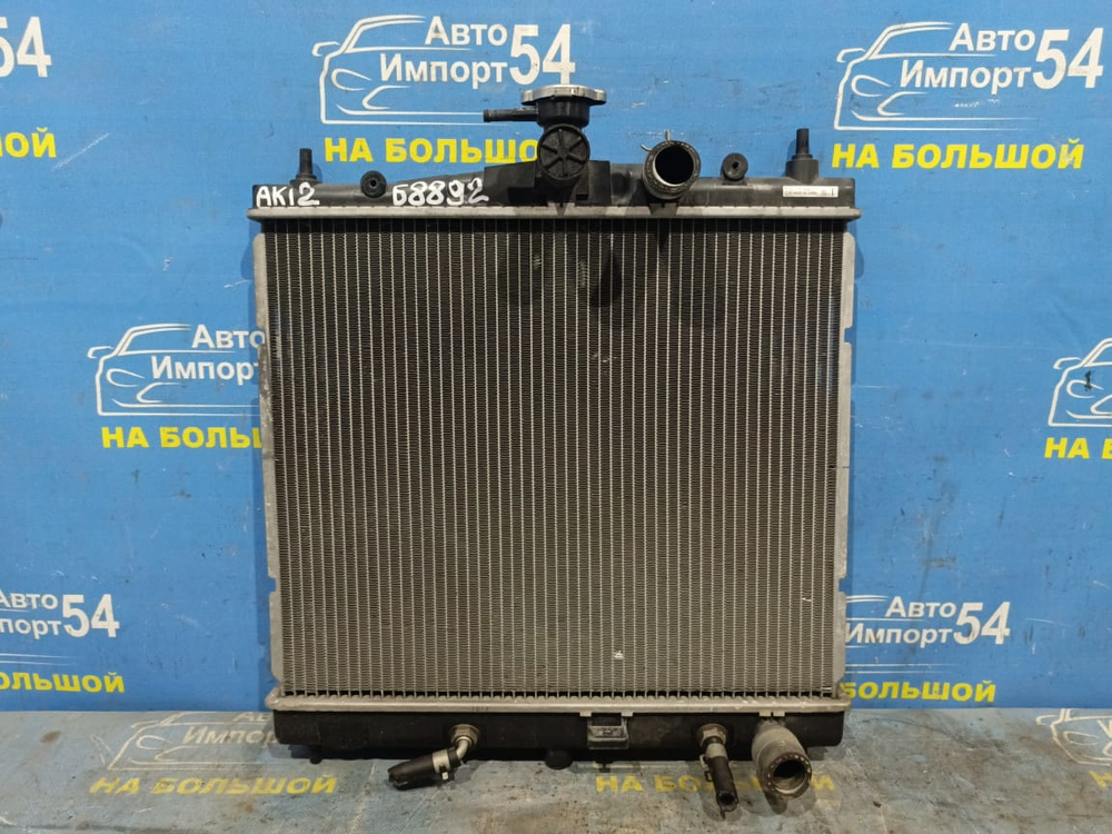 Радиатор двигателя NISSAN MARCH 2002-2010