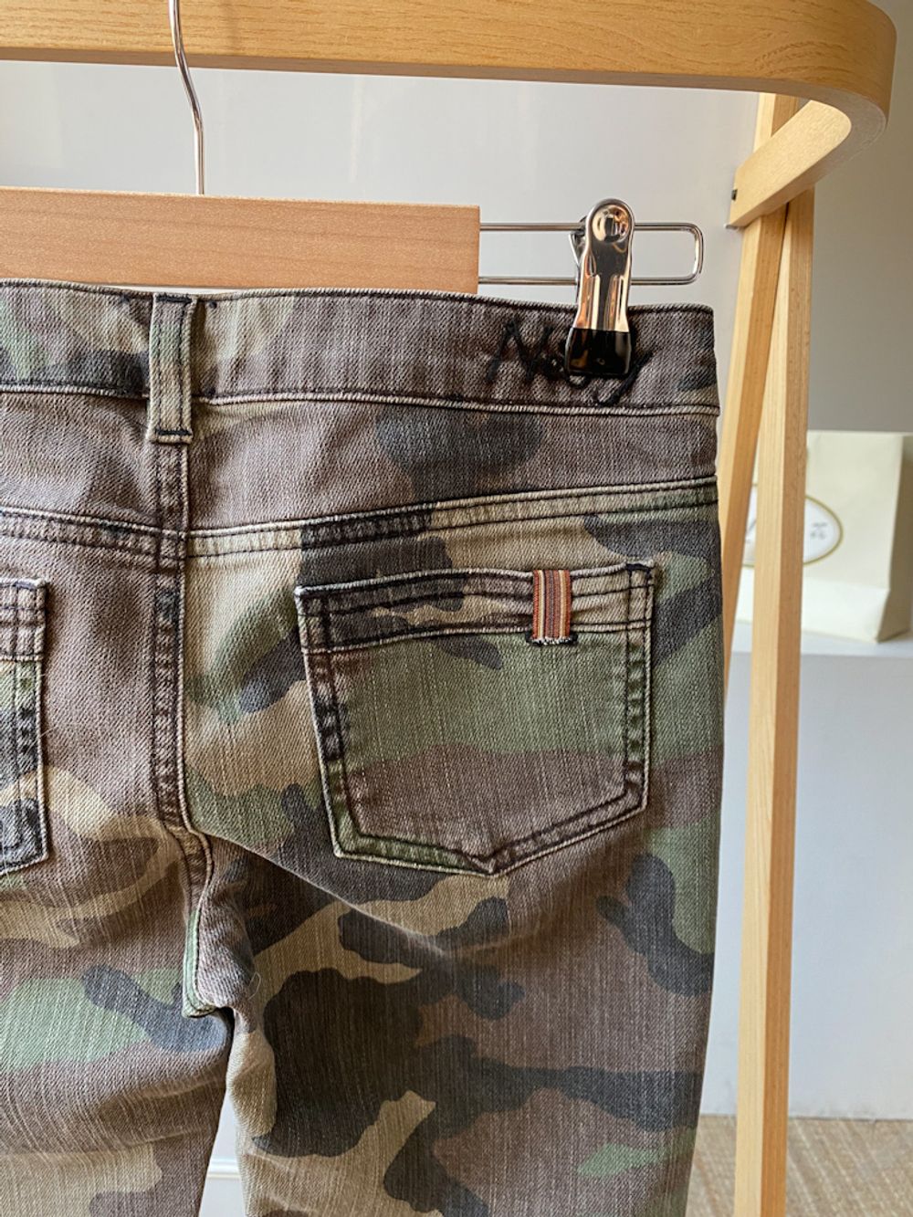 Новые джинсы Notify, 140