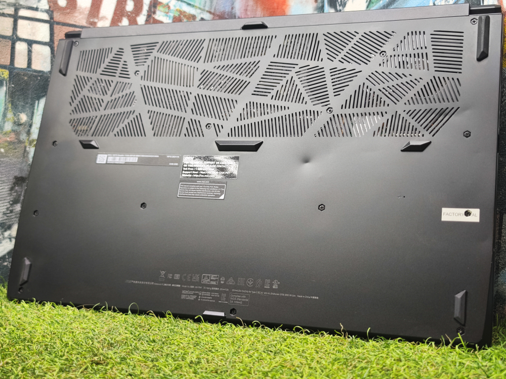 MSI GS76 i9-11900H/RTX 3070/32Gb/1Tb/360Hz/FHD/IPS/Stealth 11UG-257US
