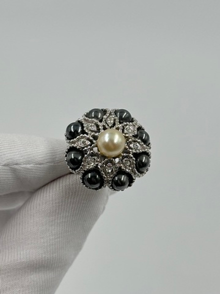 Кольцо с «жемчугом»