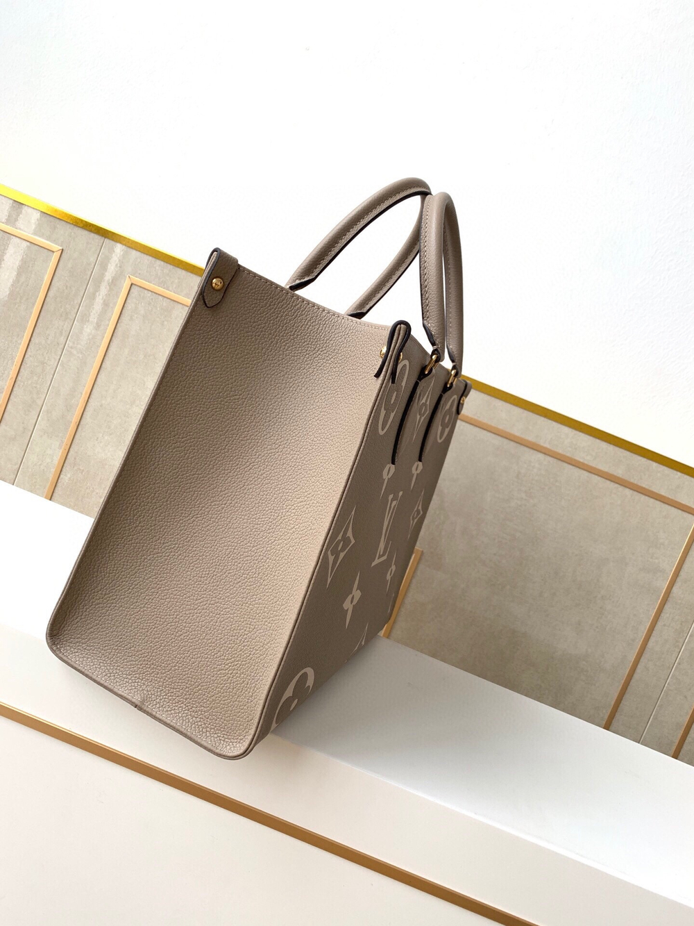 Louis Vuitton Onthego MM