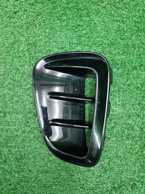 Решетка переднего бампера Kia Picanto 3 JA (17-21)