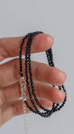 Цепочка "Memo about Target" из черной шпинели 47-54 см