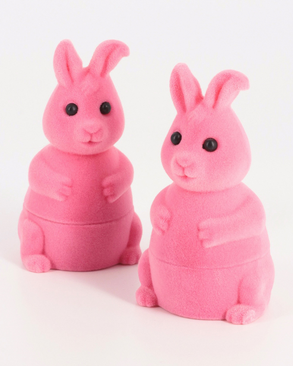 Флокированный футляр в виде зайчика для кольца