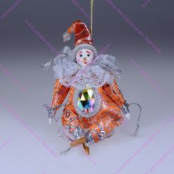 Ёлочная игрушка Гном-Самоцвет парчовый