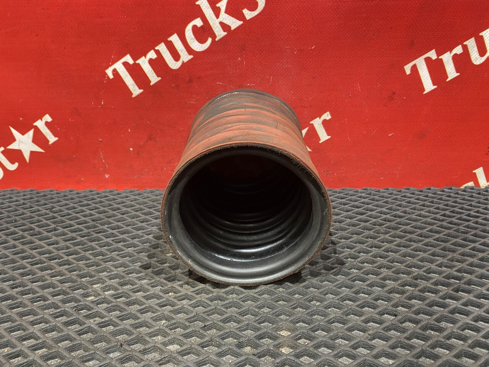 Патрубок интеркулера 2018г