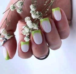 летний френч маникюр