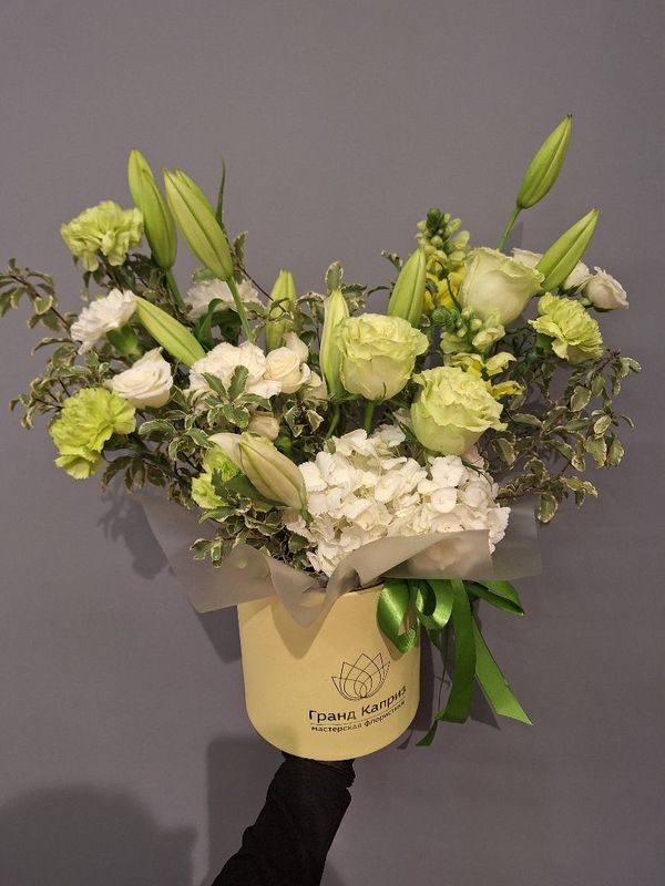 Композиция "Белоснежная симфония"