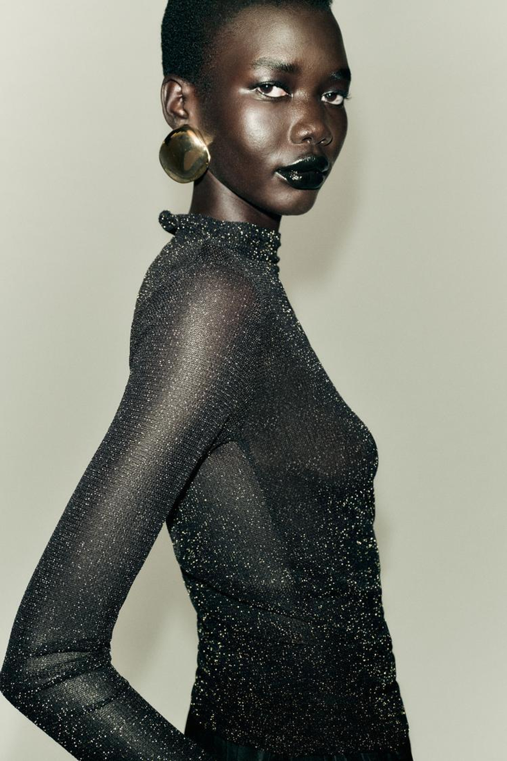 ZARA ТОП С БЛЕСТЯЩЕЙ НИТЬЮ, ЧЕРНЫЙ