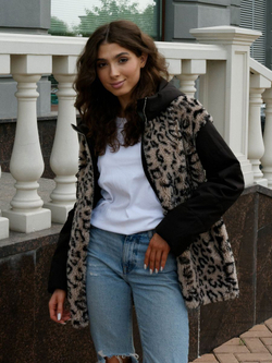 Шуба женская чебурашка тедди с капюшоном короткая, SilverFox (арт. 2204-021-7,4)