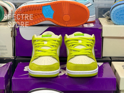 Nike SB Dunk Low Green Apple