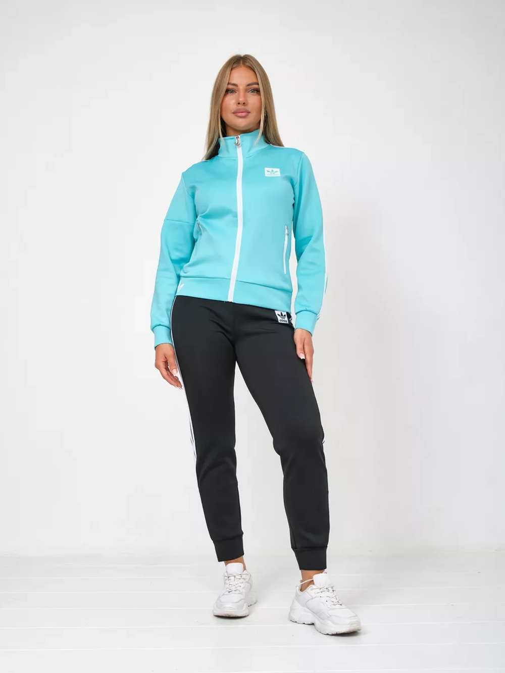 костюм спортивный на молнии Adidas с брюками и толстовка