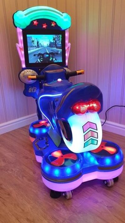 Автомат с видеоигрой «Мотобайк»