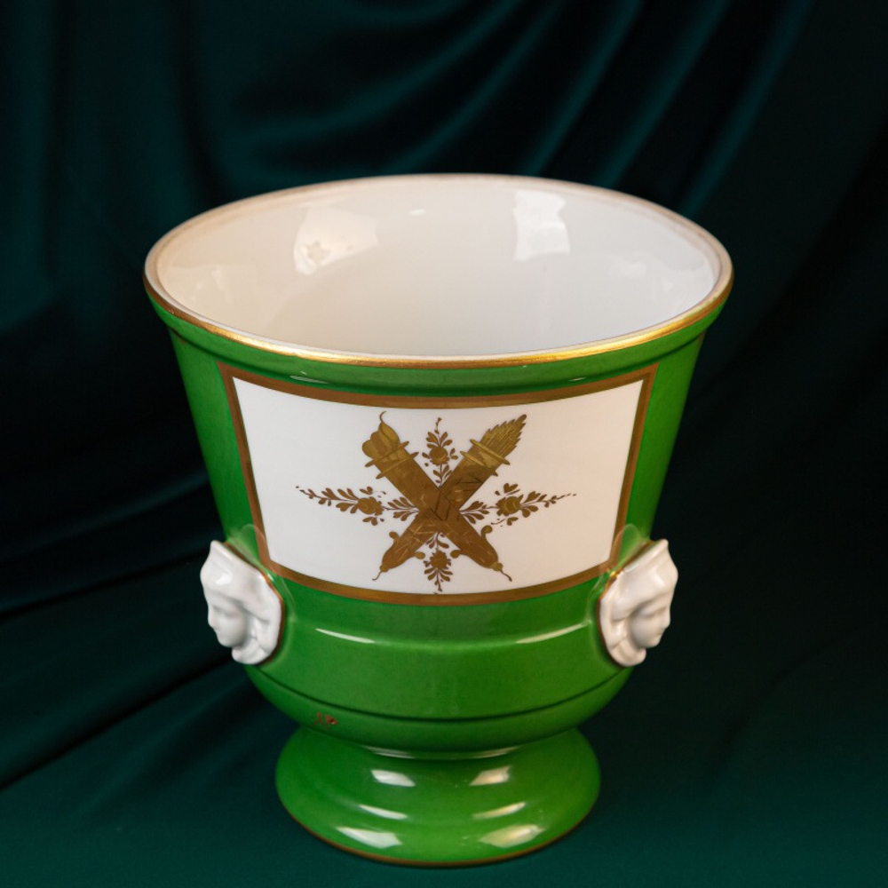 Ваза-конфетница в дворцовом стиле