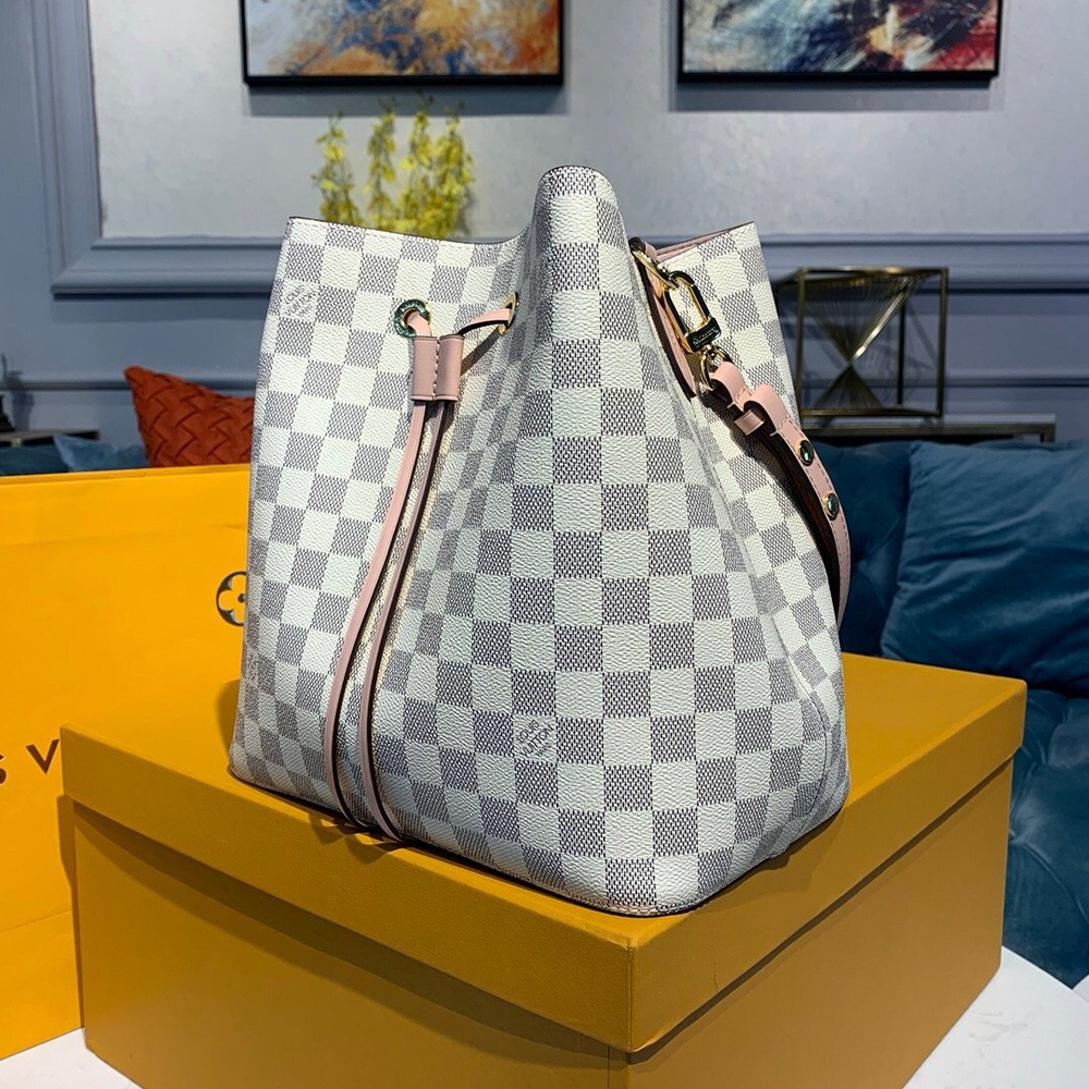 Louis Vuitton NeoNoe MM