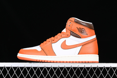 Air Jordan 1 Retro High OG  "Starfish"